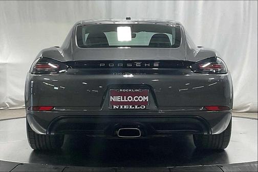 2024 Porsche 718 Cayman Style Edition