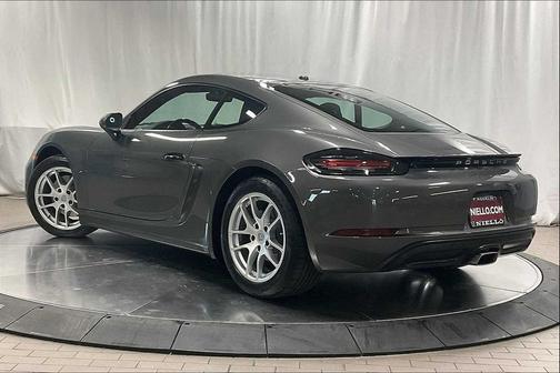 2024 Porsche 718 Cayman Style Edition