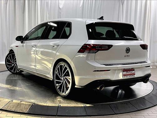 2024 Volkswagen Golf GTI 2.0T S DSG