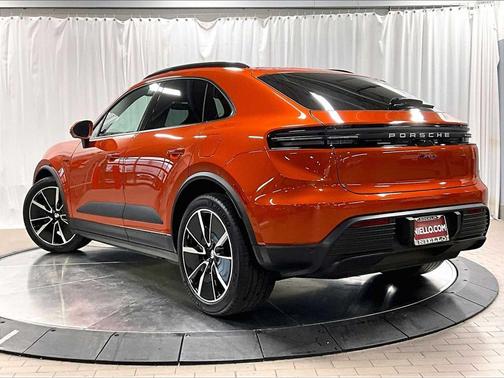 2025 Porsche Macan Electric