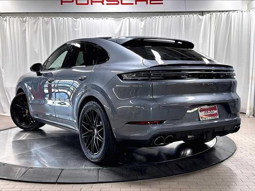 VANADIUM GREY 2026 Porsche Cayenne S