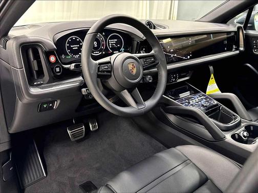 VANADIUM GREY 2026 Porsche Cayenne S