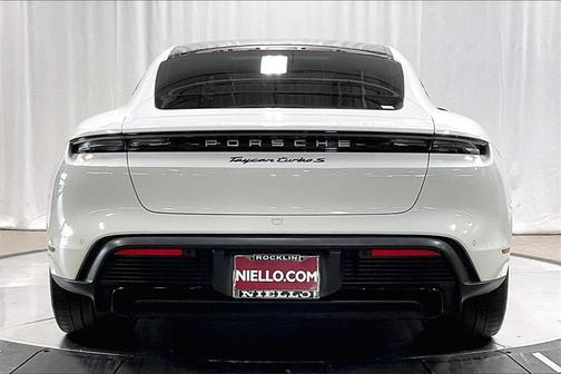2020 Porsche Taycan Turbo S