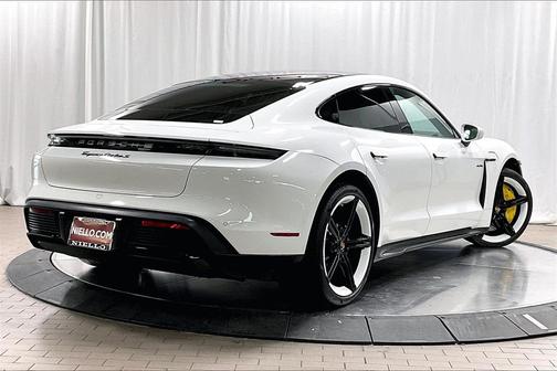 2020 Porsche Taycan Turbo S