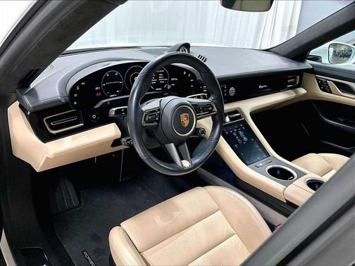 2020 Porsche Taycan Turbo S