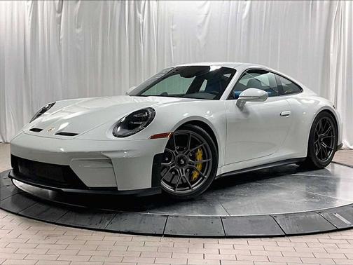 2026 Porsche 911 GT3 w/Touring Package