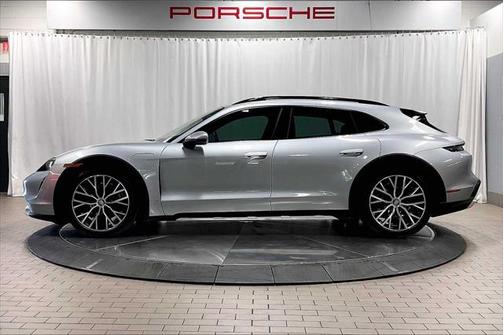 2022 Porsche Taycan Cross Turismo 4