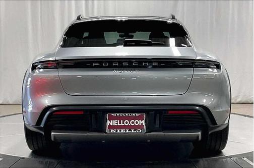 2022 Porsche Taycan Cross Turismo 4