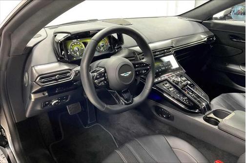 2025 Aston Martin Vantage Base