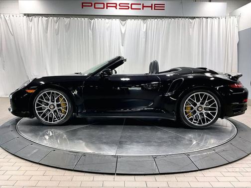 2015 Porsche 911 Turbo S