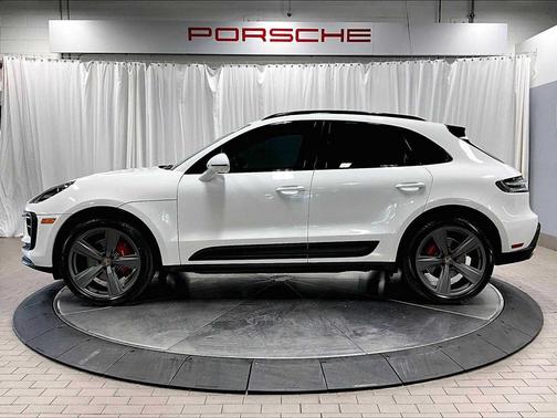 2023 Porsche Macan S
