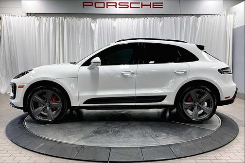 2023 Porsche Macan S