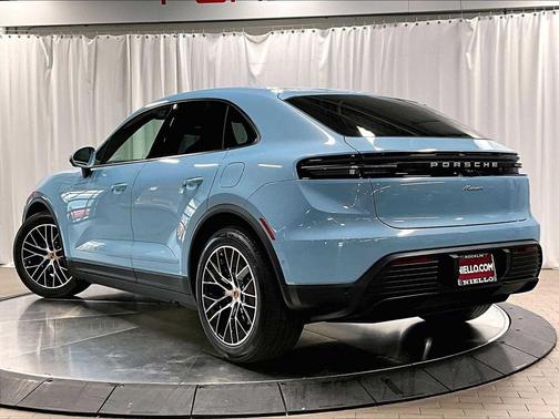2025 Porsche Macan Electric