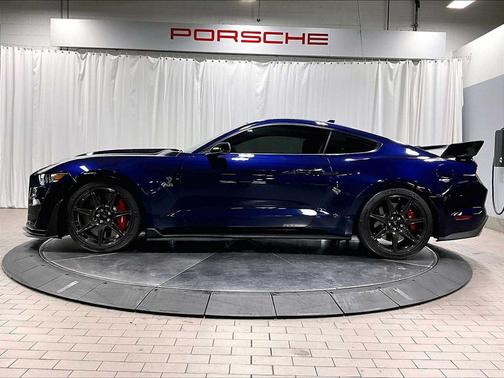 2020 Ford Shelby GT500 Base