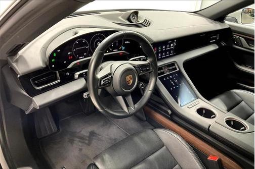 2022 Porsche Taycan Cross Turismo 4S