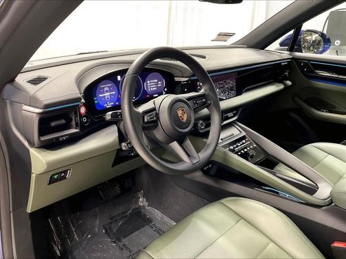 2024 Porsche Macan 4