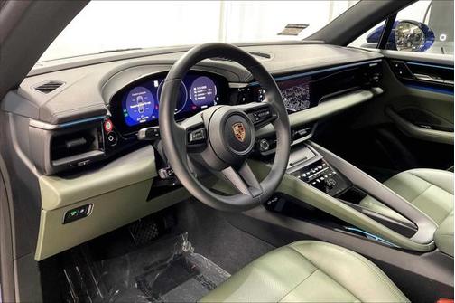2024 Porsche Macan Electric 4