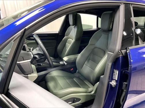 2024 Porsche Macan 4