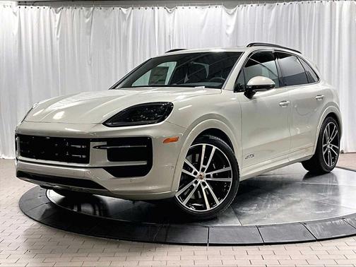 2026 Porsche Cayenne GTS