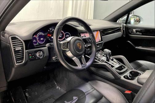 2021 Porsche Cayenne Coupe AWD
