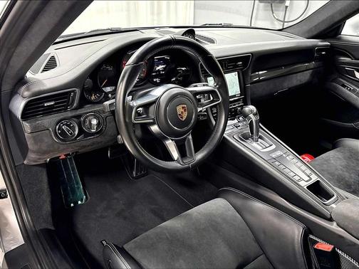 GT Silver Metallic 2016 Porsche 911 GT3 RS