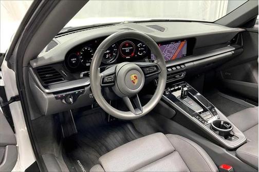 2020 Porsche 911 Carrera
