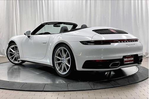 2020 Porsche 911 Carrera