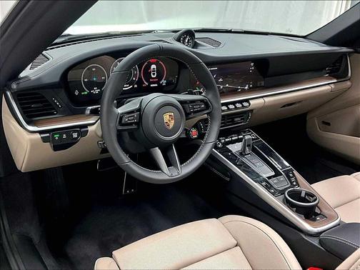 AVENTURINE 2026 Porsche 911 Targa 4S