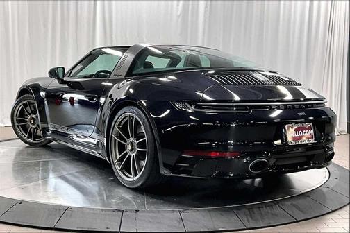2023 Porsche 911 Targa