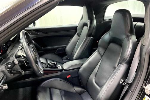 2023 Porsche 911 Targa