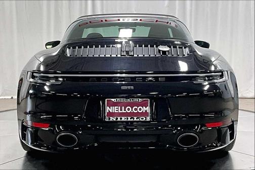 2023 Porsche 911 Targa