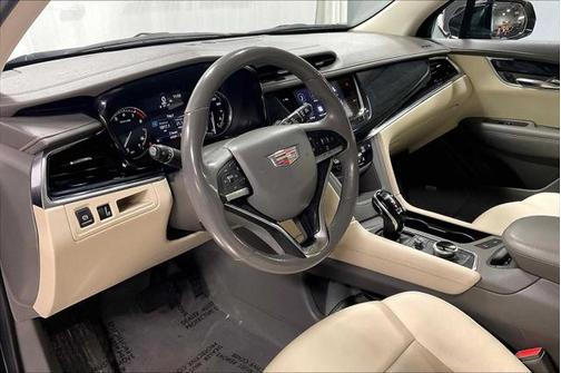 2022 Cadillac XT6 Premium Luxury AWD