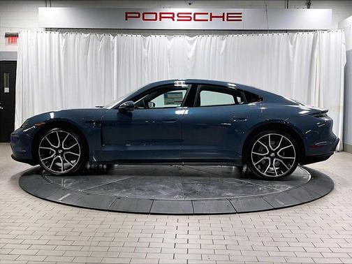 2026 Porsche Taycan 4