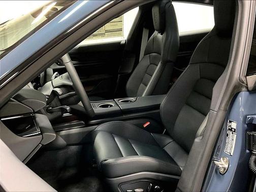 2026 Porsche Taycan 4