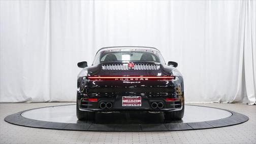 2021 Porsche 911 Targa 4S