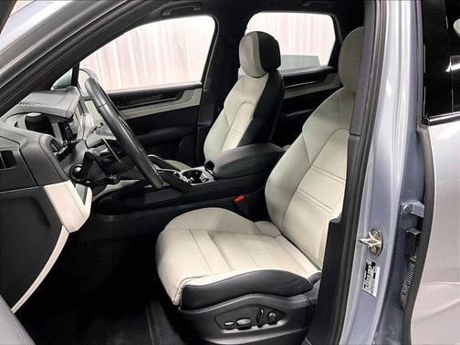 2025 Porsche Cayenne Cayenne