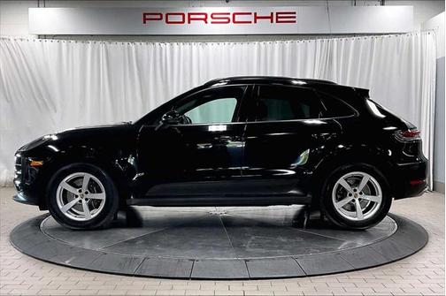 2021 Porsche Macan AWD