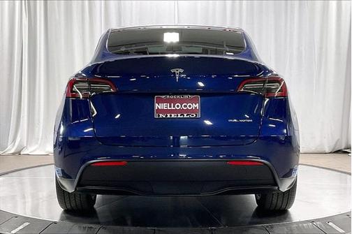 2021 Tesla Model Y Long Range Dual Motor All-Wheel Drive