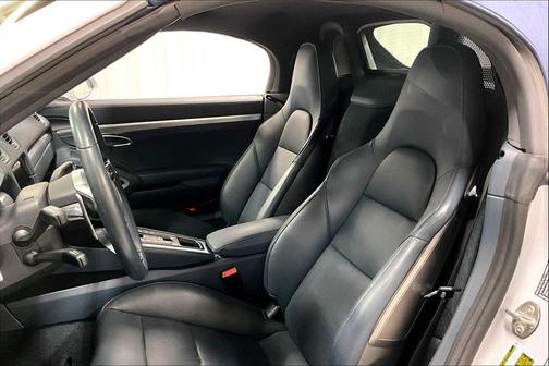 2024 Porsche 718 Boxster S