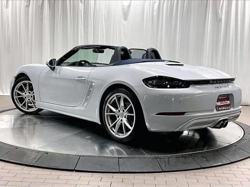 2024 Porsche 718 Boxster S