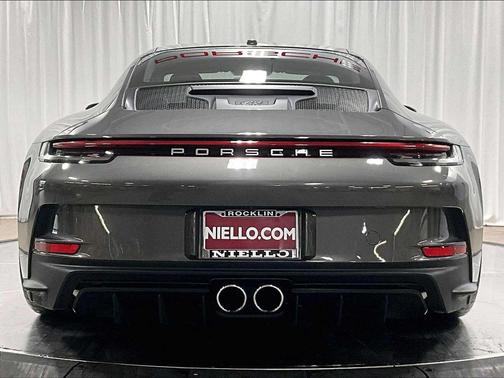 2022 Porsche 911 GT3 w/Touring Package