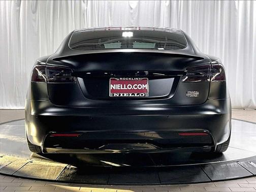 2021 Tesla Model S Plaid