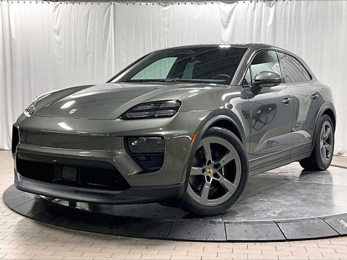 2025 Porsche Macan 4