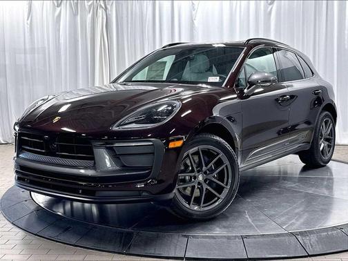 COPPER RUBY 2026 Porsche Macan T