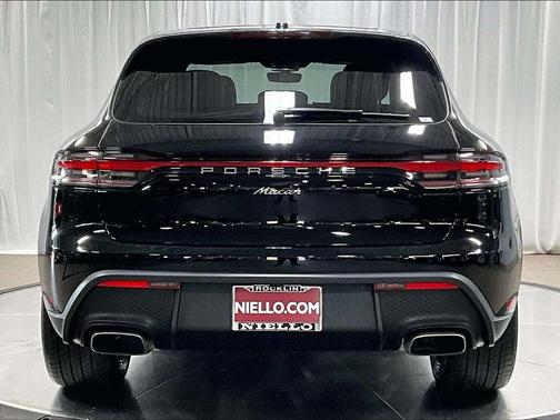 2024 Porsche Macan AWD