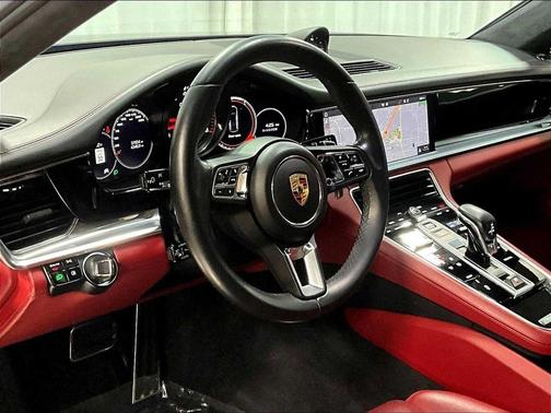 BLACK 2019 Porsche Panamera Turbo
