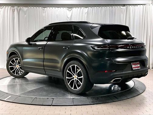 2024 Porsche Cayenne Cayenne