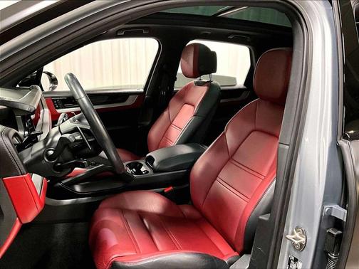 2024 Porsche Cayenne Cayenne