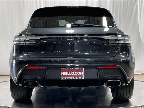 2026 Porsche Macan AWD