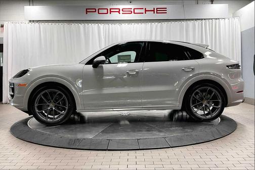 2025 Porsche Cayenne Coupe AWD